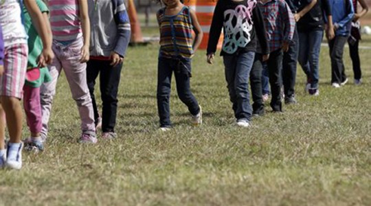 Number of Child Immigrants Crossing Border Falls